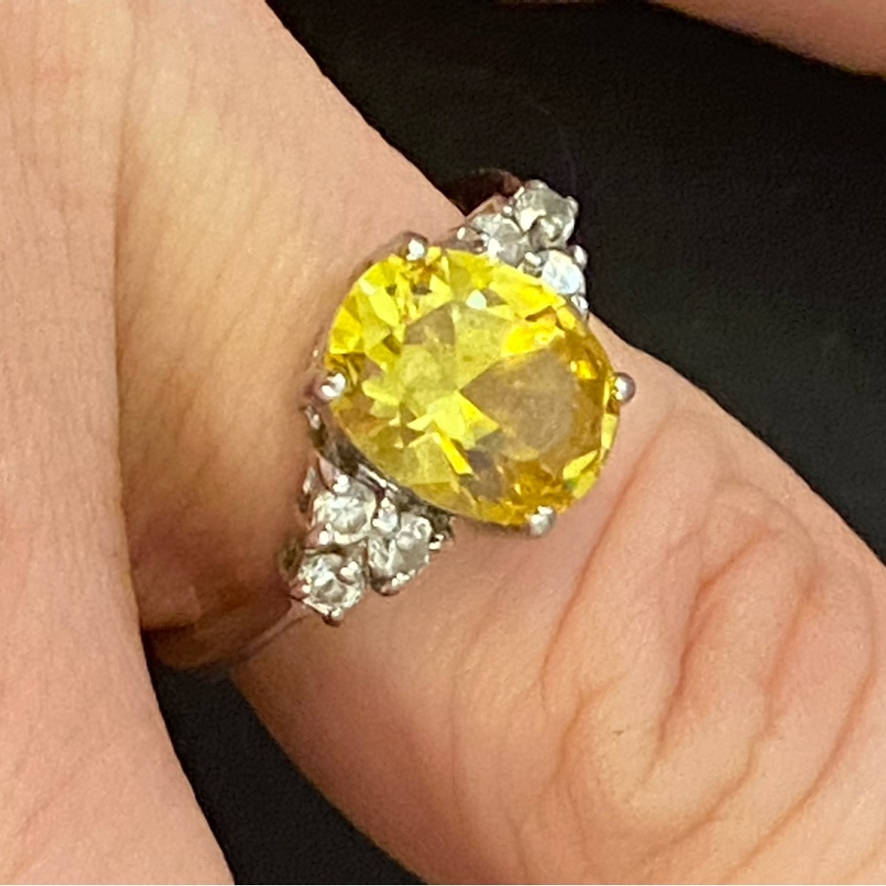 Vintage Sterling Silver (stamped) genuine Citrine & Sapphire ring 7